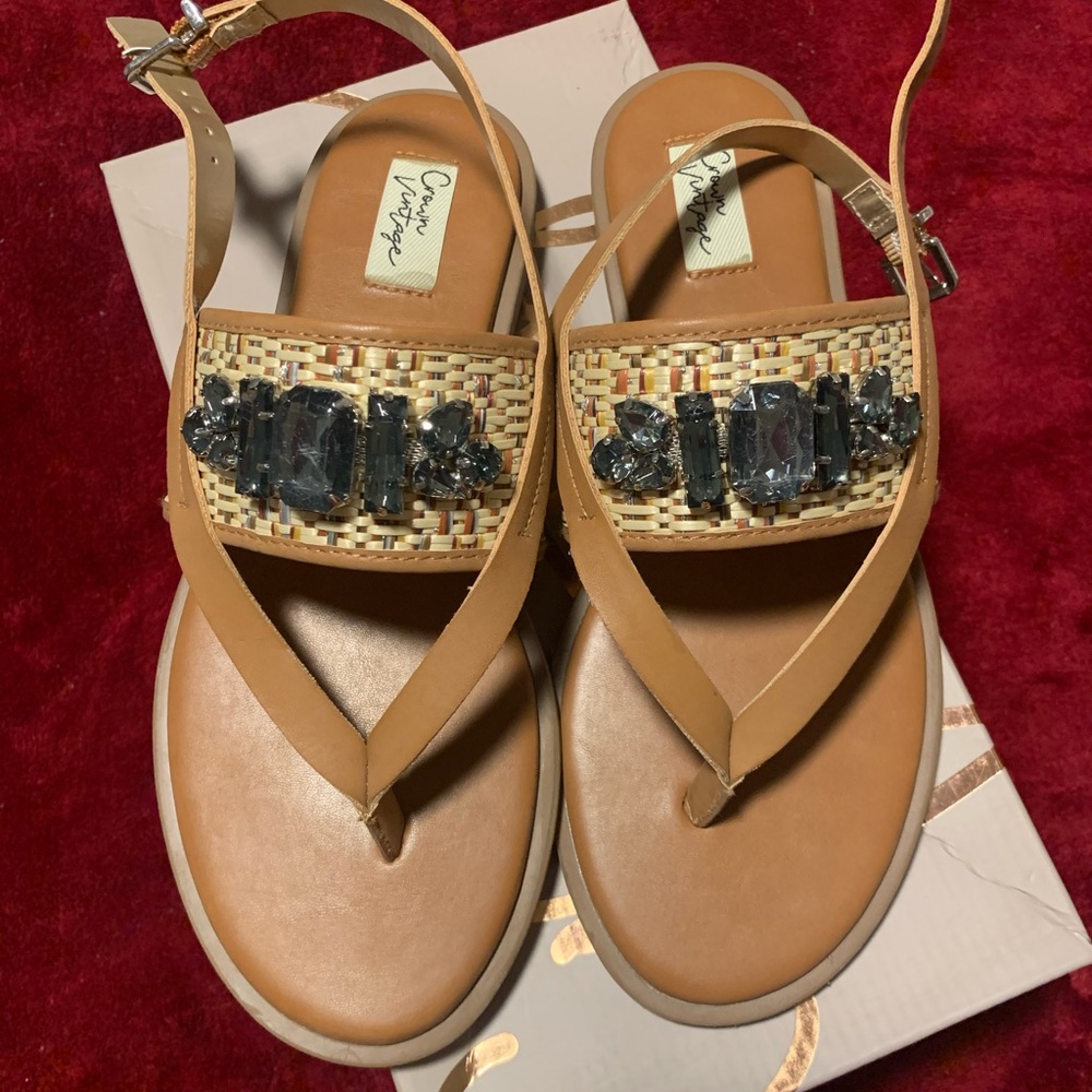 NWT Crown Vintage Sandals (discontinued)